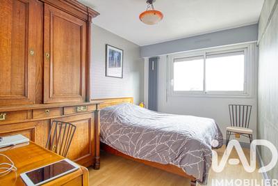 Duplex - 104 m² - 5 pièces