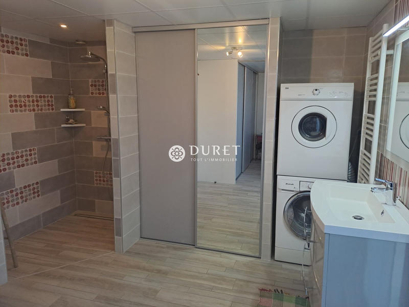 Maison traditionnelle - 203 m² - 6 pièces