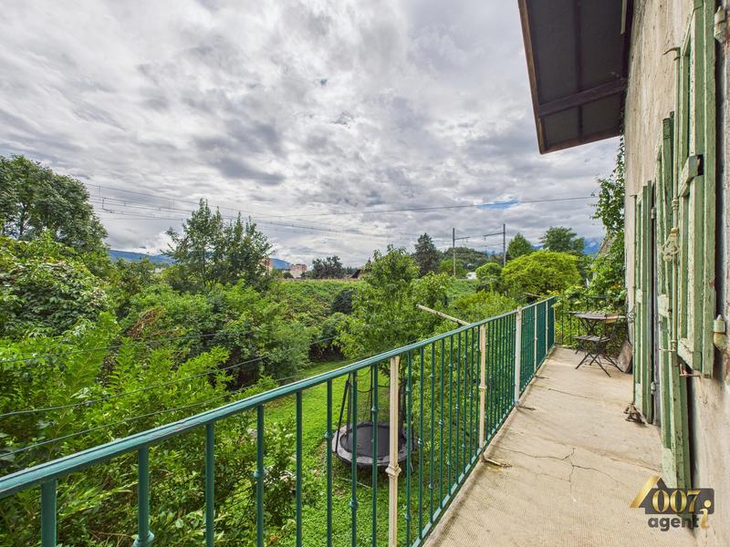 Maison - 121 m² - 8 pièces