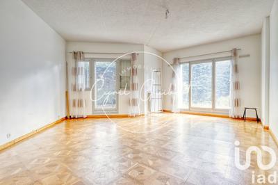 Appartement - 77 m² - 3 pièces