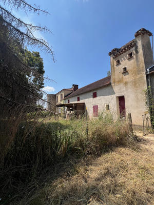 Maison - 90 m² - 6 pièces