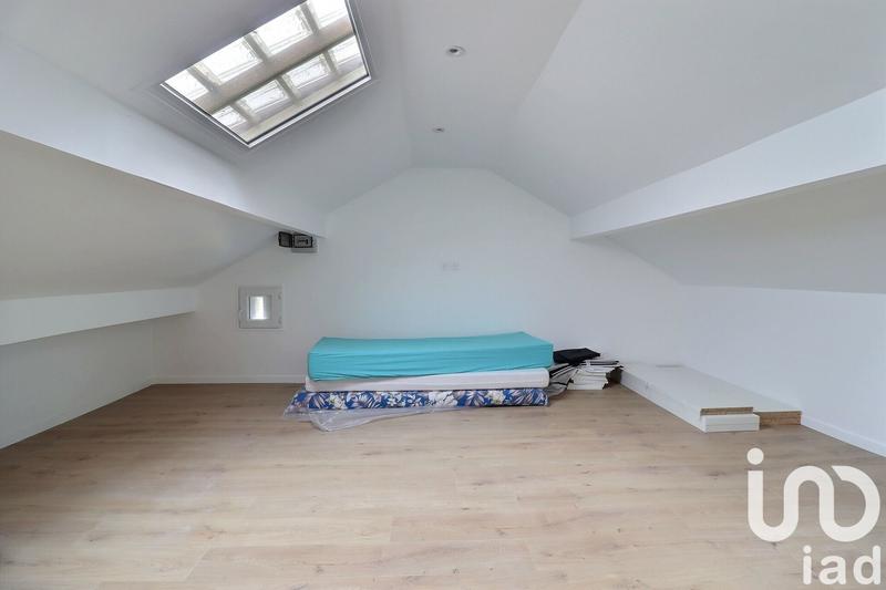 Maison - 96 m² - 5 pièces