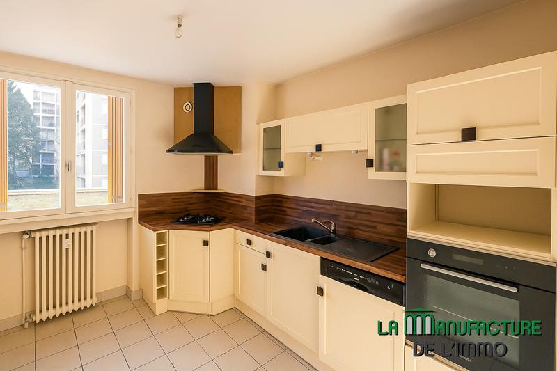 Appartement - 70 m² - 4 pièces