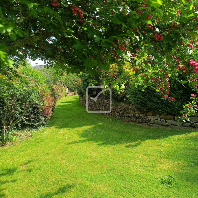 Propriété - 161 m² - 6 pièces