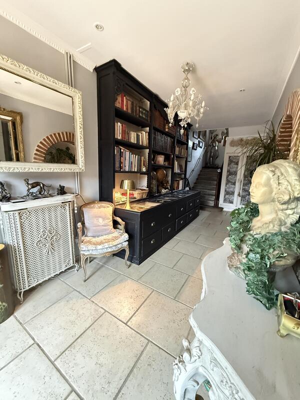 Bastide - 295 m² - 8 pièces