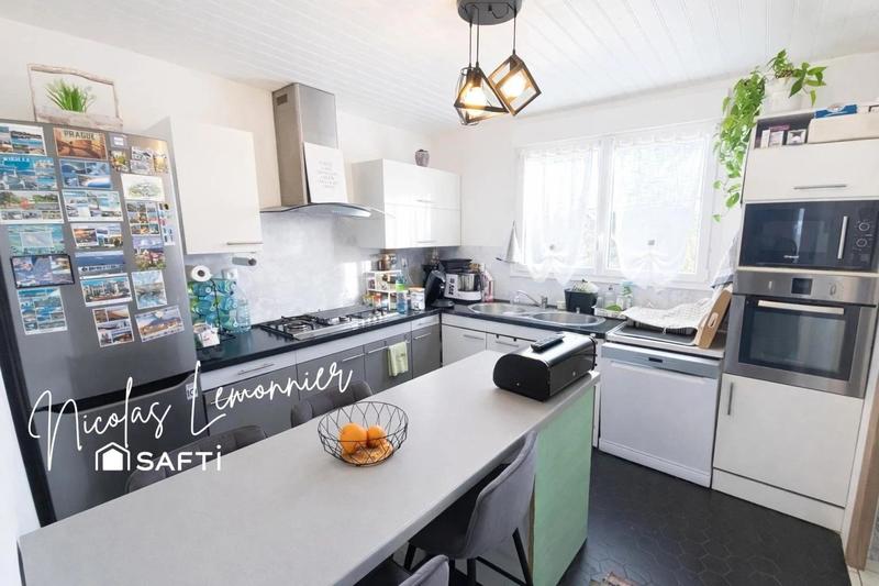 Maison - 128 m² - 7 pièces