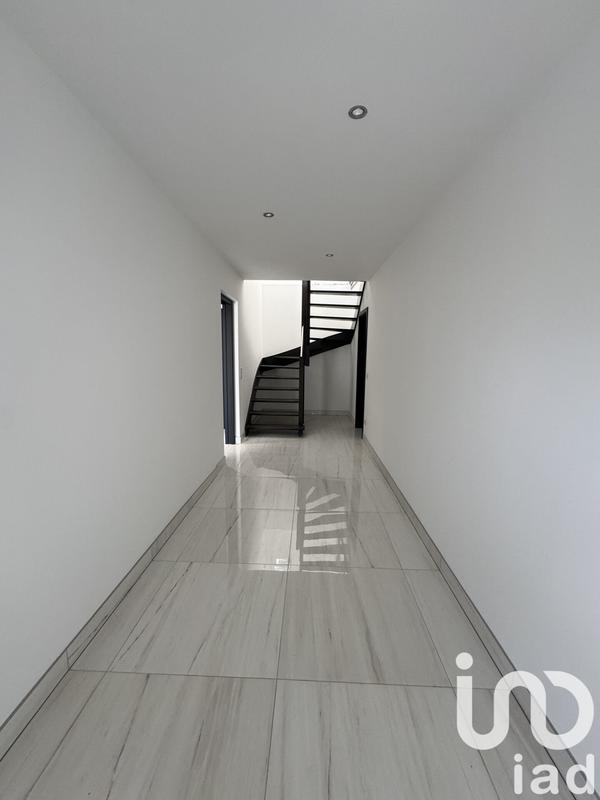 Maison - 162 m² - 5 pièces