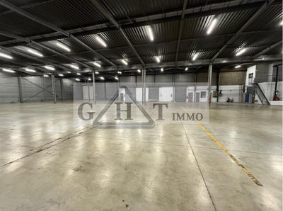 Entrepôt - 2 280 m²