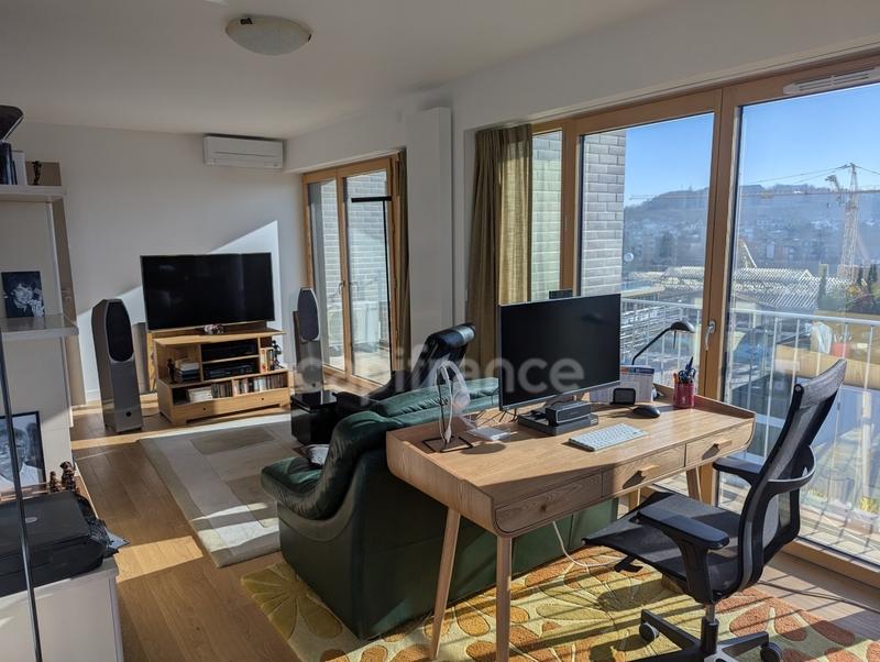 Appartement - 150 m² - 6 pièces