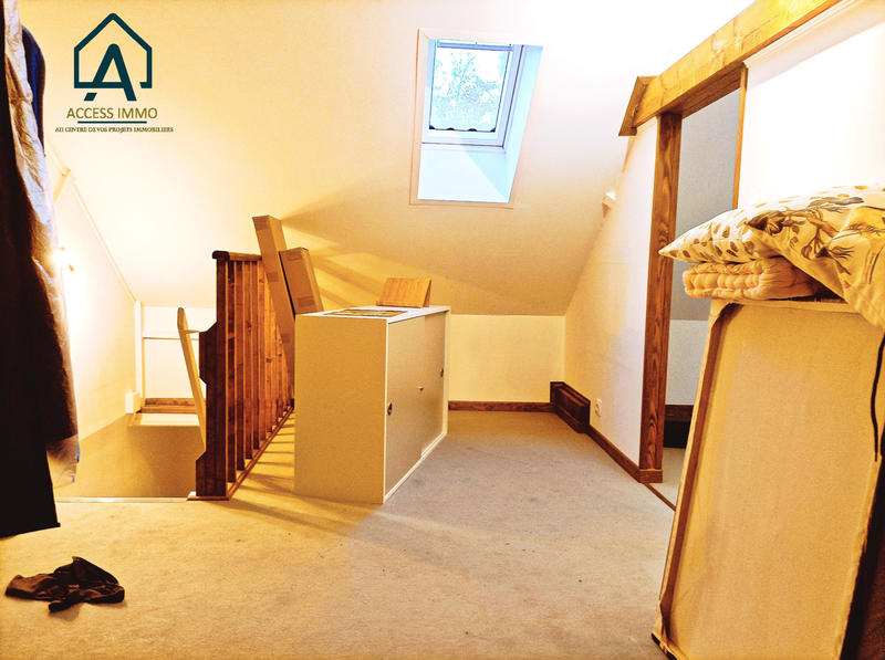 Maison - 87 m² - 10 pièces