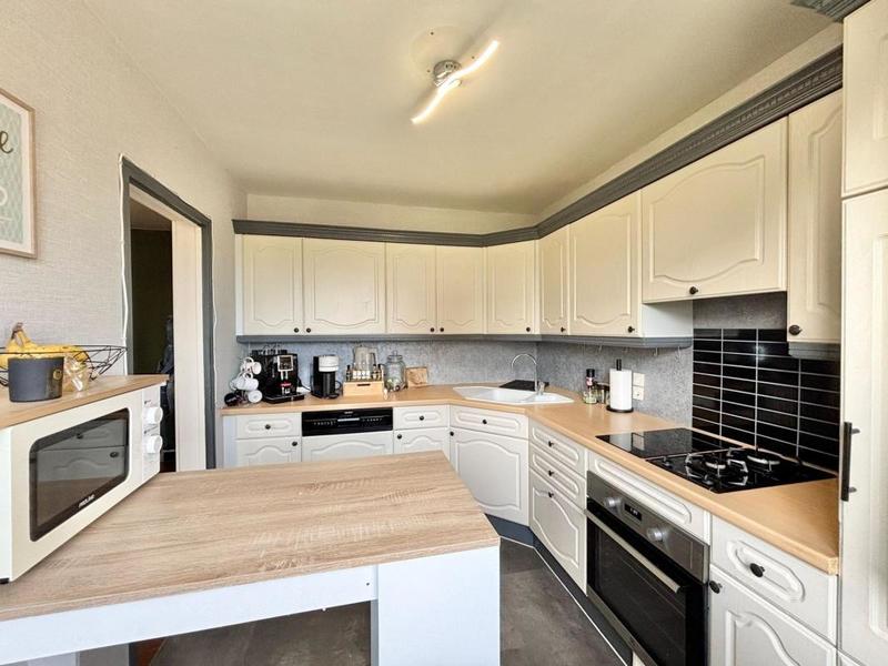 Maison traditionnelle - 109 m² - 4 pièces