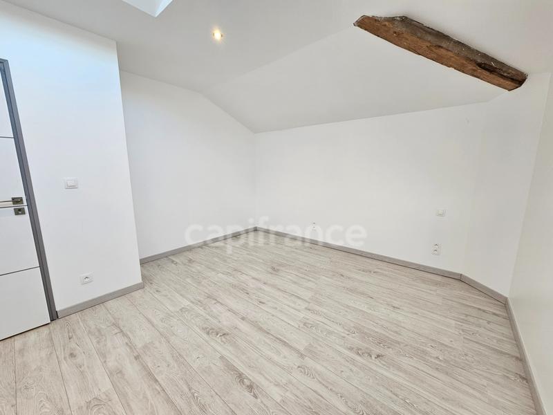 Maison de campagne - 205 m² - 5 pièces