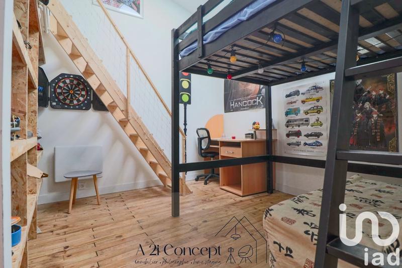 Maison - 166 m² - 5 pièces