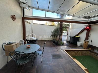 Maison - 122 m² - 5 pièces