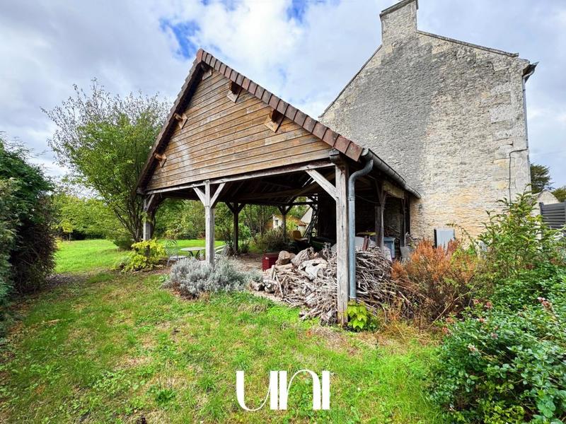 Maison - 225 m² - 7 pièces