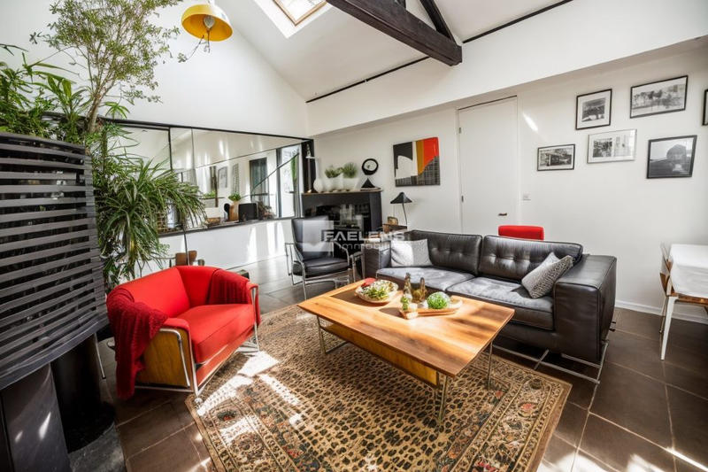 Appartement - 150 m² - 4 pièces