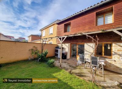 Maison - 88 m² - 4 pièces