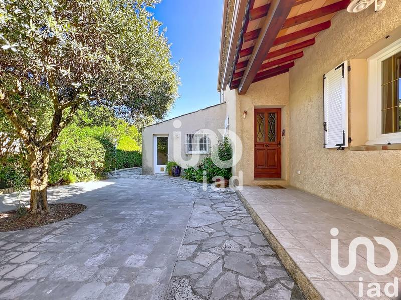 Maison - 182 m² - 7 pièces