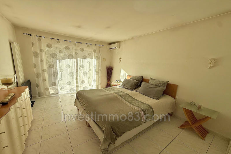 Villa - 230 m² - 7 pièces
