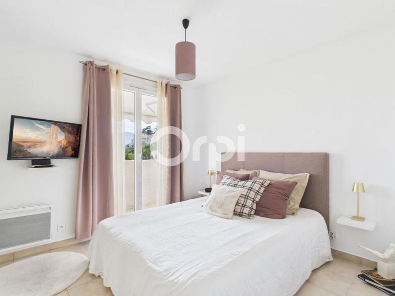 Maison - 94 m² - 3 pièces