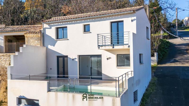 Maison - 145 m² - 5 pièces