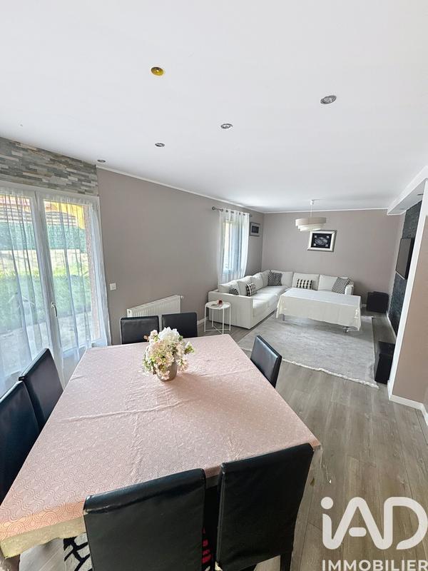 Maison - 98 m² - 4 pièces