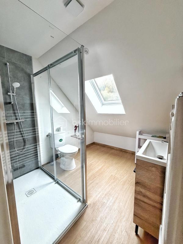 Maison - 135 m² - 6 pièces