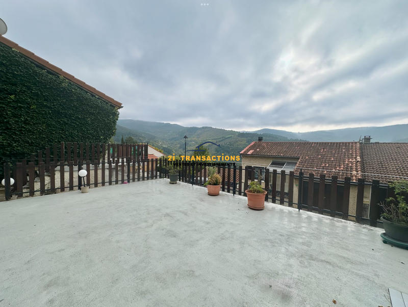 Maison - 145 m² - 4 pièces