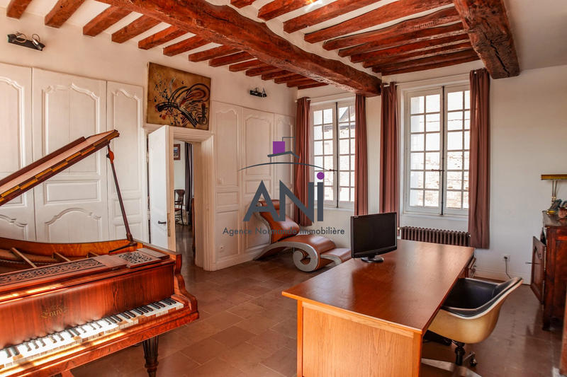 Maison ancienne - 284 m² - 10 pièces