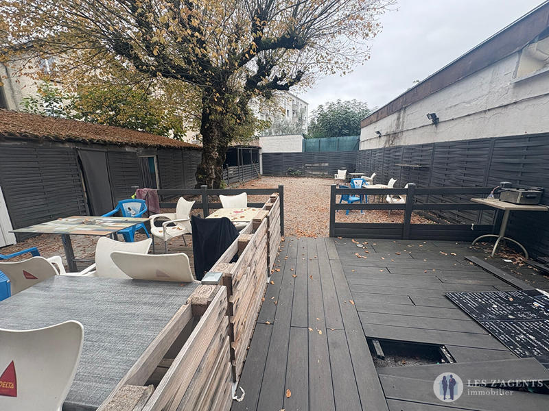 Immeuble - 6 pièces