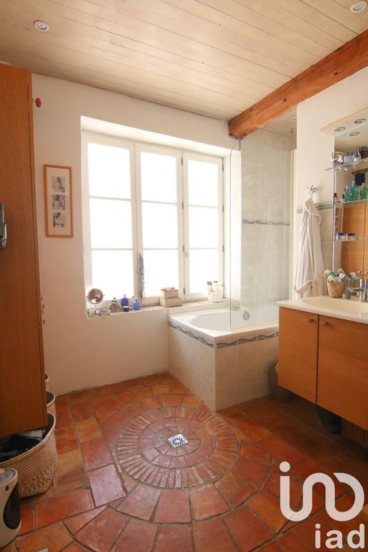 Bastide - 240 m² - 9 pièces