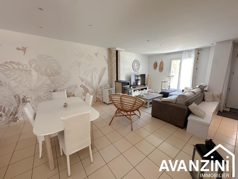 Maison - 95 m² - 4 pièces