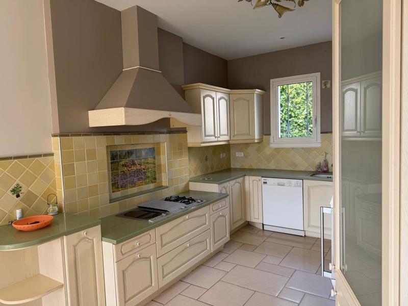 Maison - 162 m² - 6 pièces