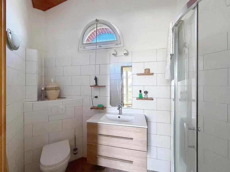 Maison - 220 m² - 7 pièces