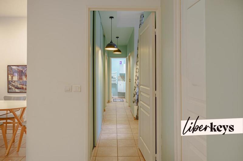 Appartement - 75 m² - 5 pièces