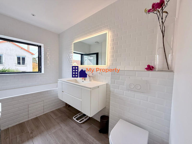 Maison contemporaine - 81 m² - 5 pièces