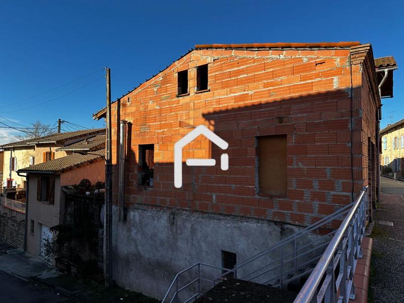 Maison - 243 m² - 6 pièces