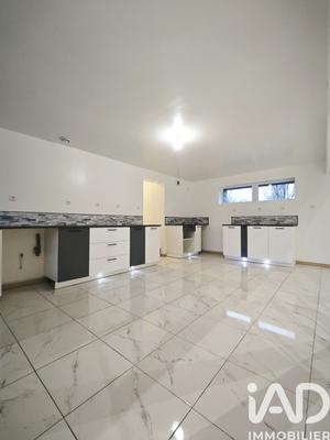 Maison - 140 m² - 6 pièces