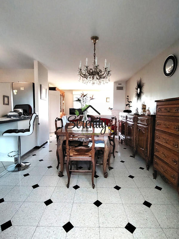 Maison - 110 m² - 7 pièces