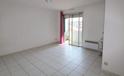 Studio - 31 m² - 1 pièce