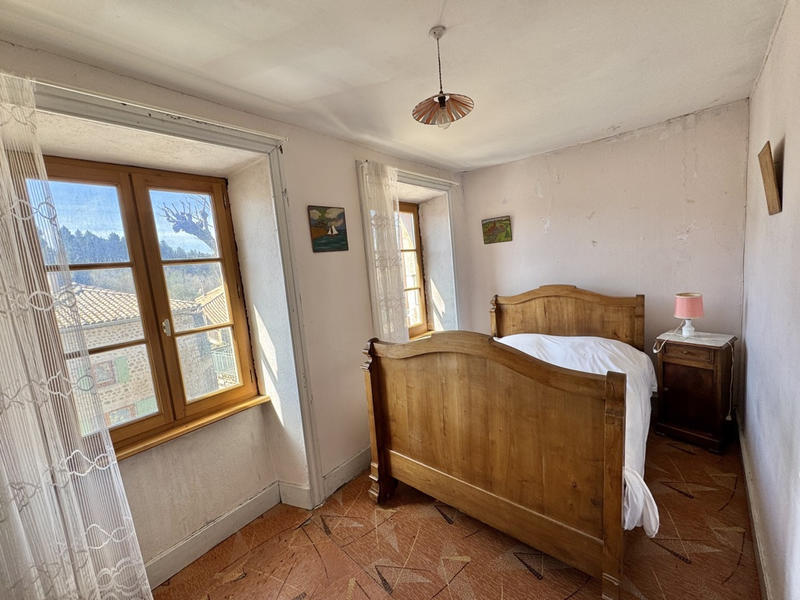 Maison - 157 m² - 8 pièces