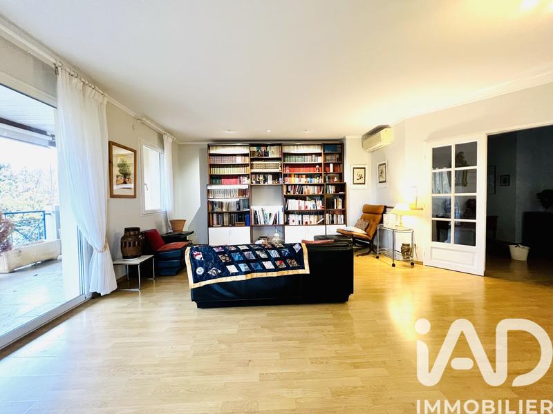 Appartement - 125 m² - 3 pièces