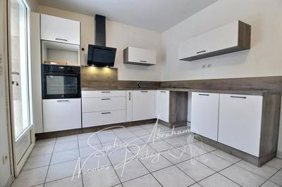 Maison - 97 m² - 4 pièces