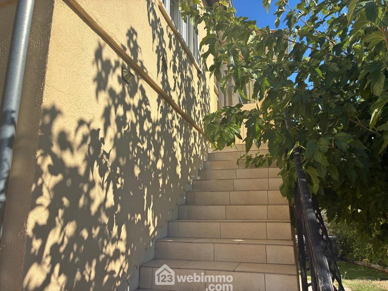 Villa - 120 m² - 5 pièces