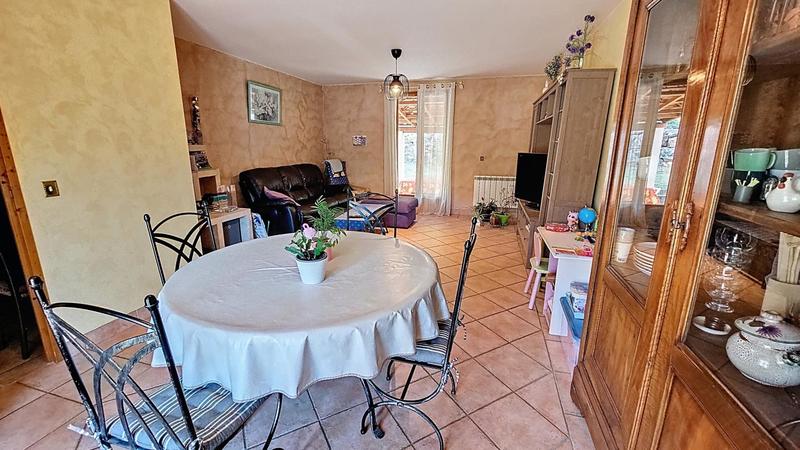 Maison - 78 m² - 3 pièces