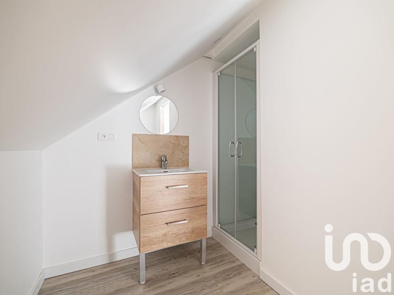 Maison - 99 m² - 5 pièces