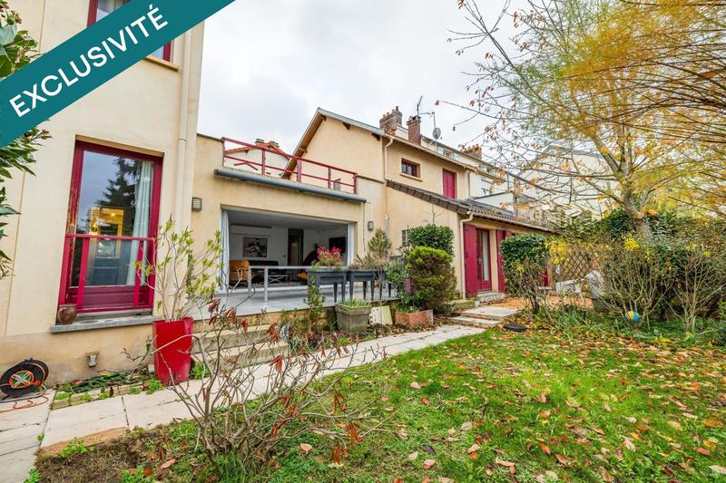 Maison - 181 m² - 6 pièces