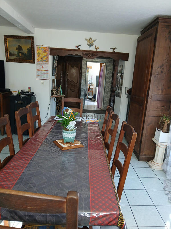 Maison traditionnelle - 108 m² - 4 pièces