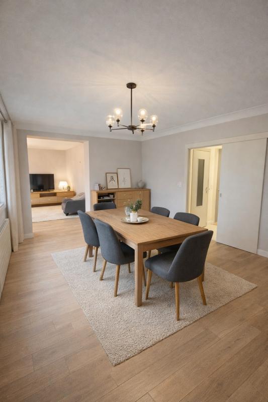 Maison - 143 m² - 6 pièces