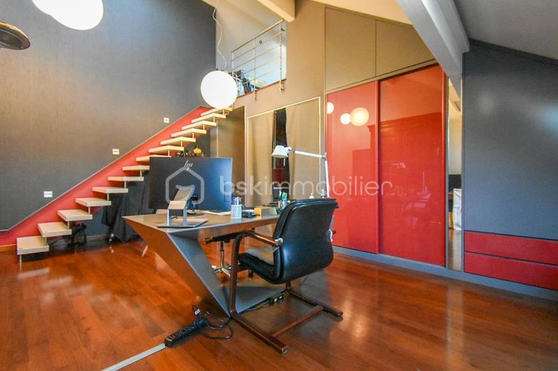 Appartement - 142 m² - 4 pièces